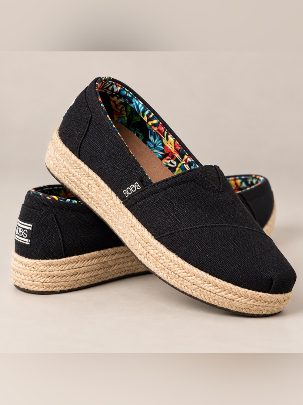Sketchers Bobs High Jinx Espradrille Wedge Slip On Shoes Size 8.5W